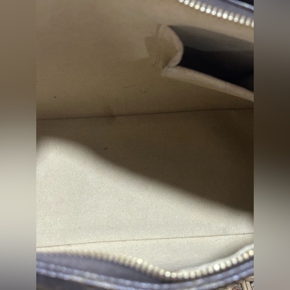 Louis Vuitton Looping GM Monogram - Picture 10 of 10